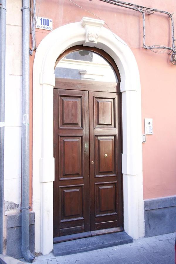 G House 100 Apartment Катания Екстериор снимка