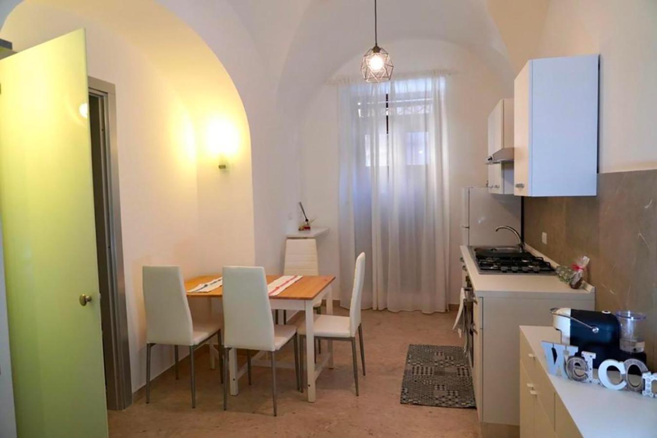 G House 100 Apartment Катания Екстериор снимка